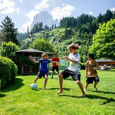 Family Hotel Posta Santa Cristina Val Gardena المظهر الخارجي الصورة