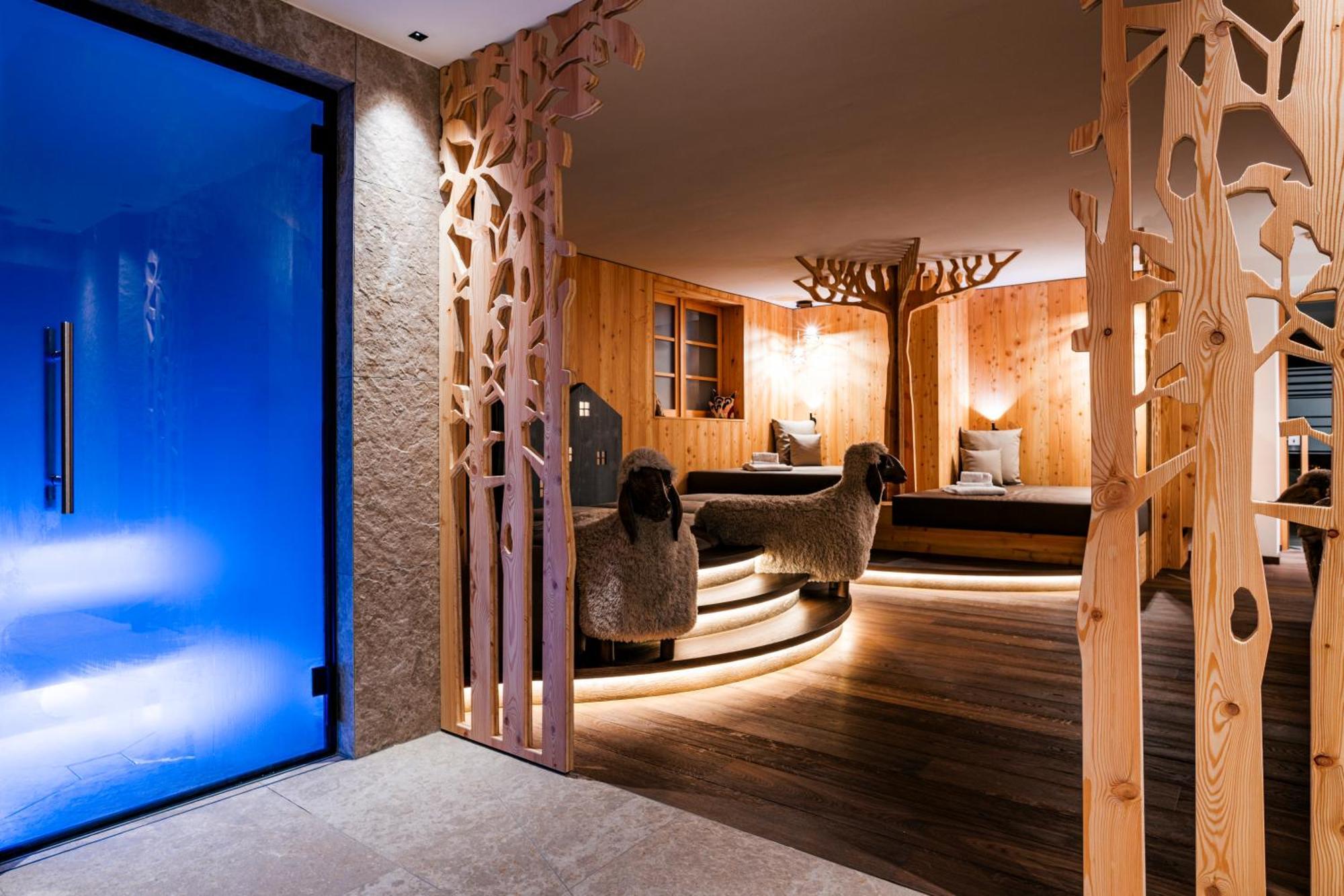 Family Hotel Posta Santa Cristina Val Gardena المظهر الخارجي الصورة
